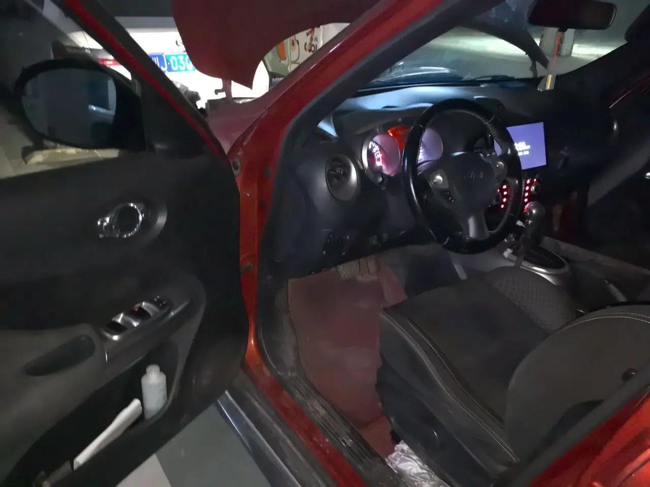 Infiniti ESQ 2014 1.6L Spontaneous Edition — миниатюра 17