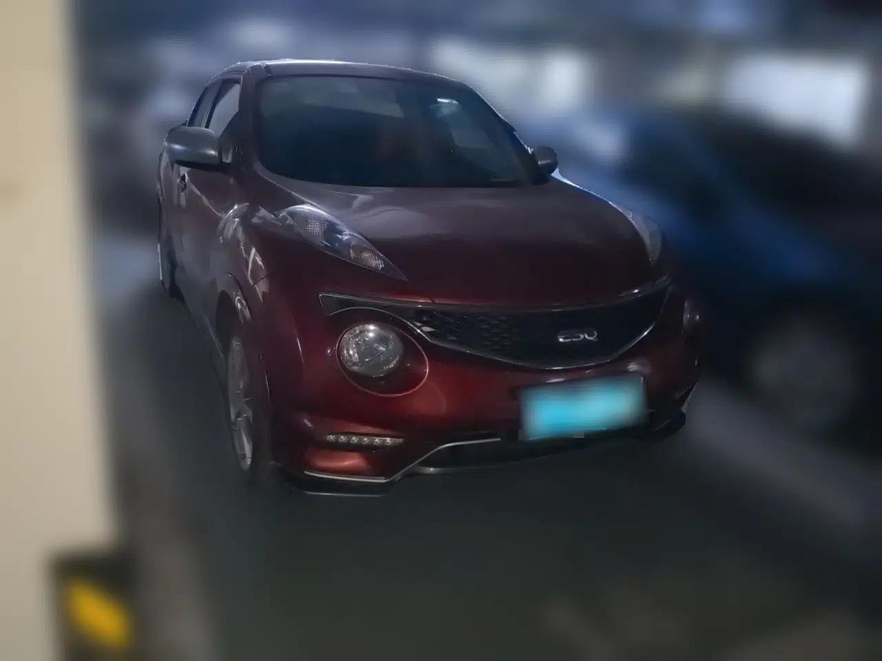 Infiniti ESQ 2014 1.6L Spontaneous Edition — миниатюра 3