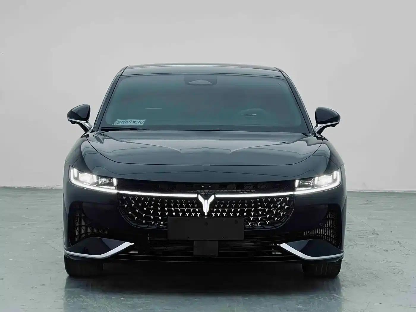 Voyah Chasing the Light 2024 PHEV AWD Long Range Flagship Edition — миниатюра 2