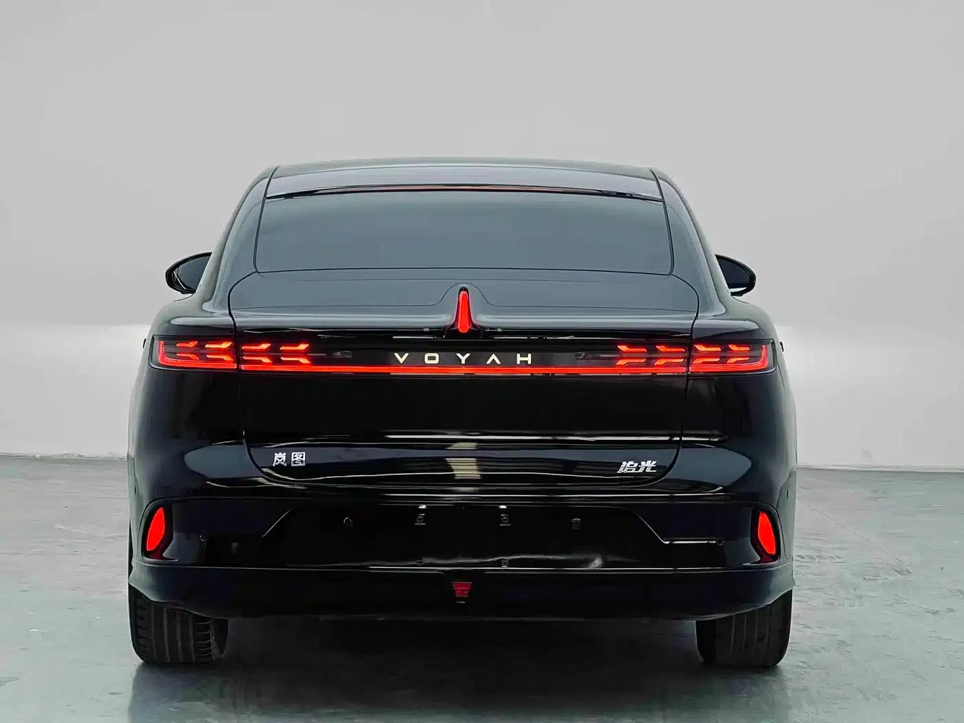 Voyah Chasing the Light 2024 PHEV AWD Long Range Flagship Edition — миниатюра 5
