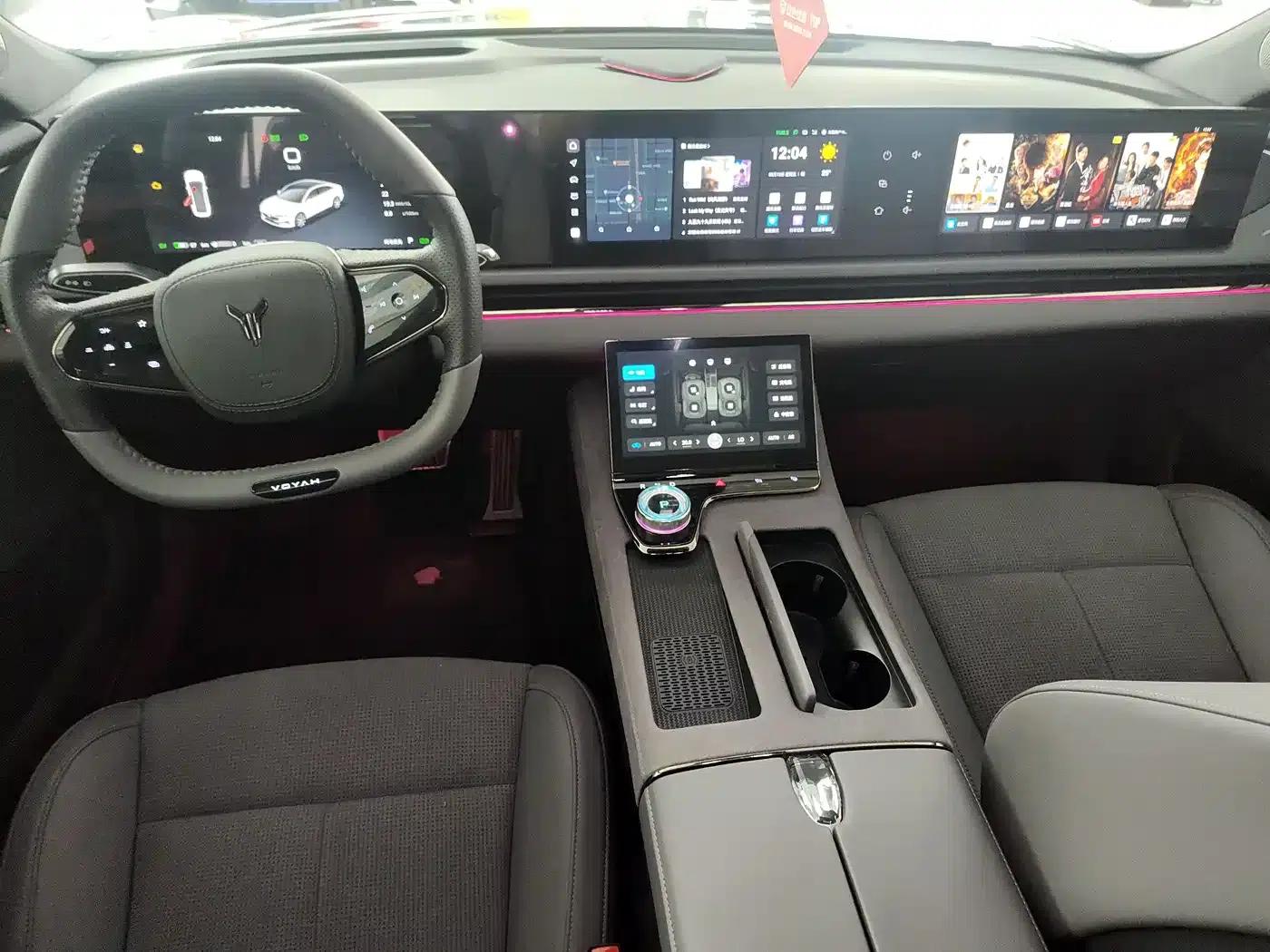 Voyah Chasing the Light 2024 PHEV AWD Long Range Flagship Edition — миниатюра 10