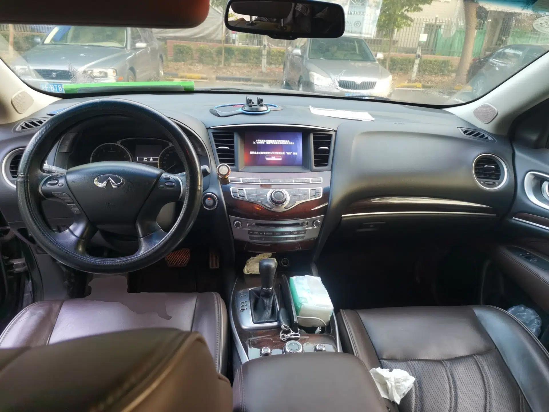 Infiniti JX 2013 JX35 Two-Wheel-Drive Excellence Edition — миниатюра 10
