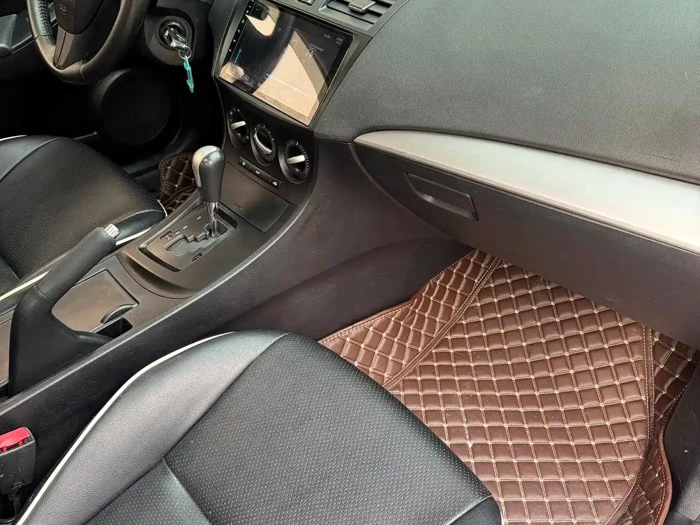 Mazda 3 Axela 2013 Sedan 1.6L Automatic Elite — миниатюра 9