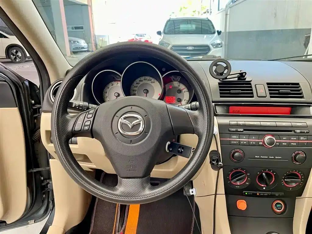 Mazda3 2010 1.6L Manual Classic Fashion Edition — миниатюра 12
