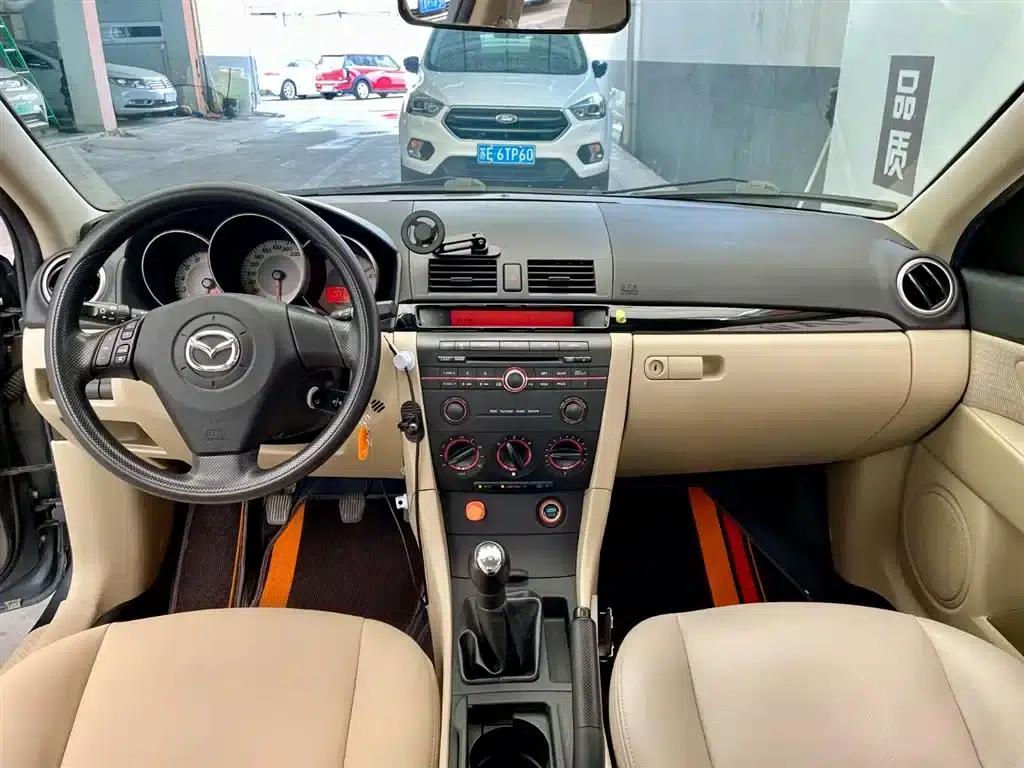 Mazda3 2010 1.6L Manual Classic Fashion Edition — миниатюра 8
