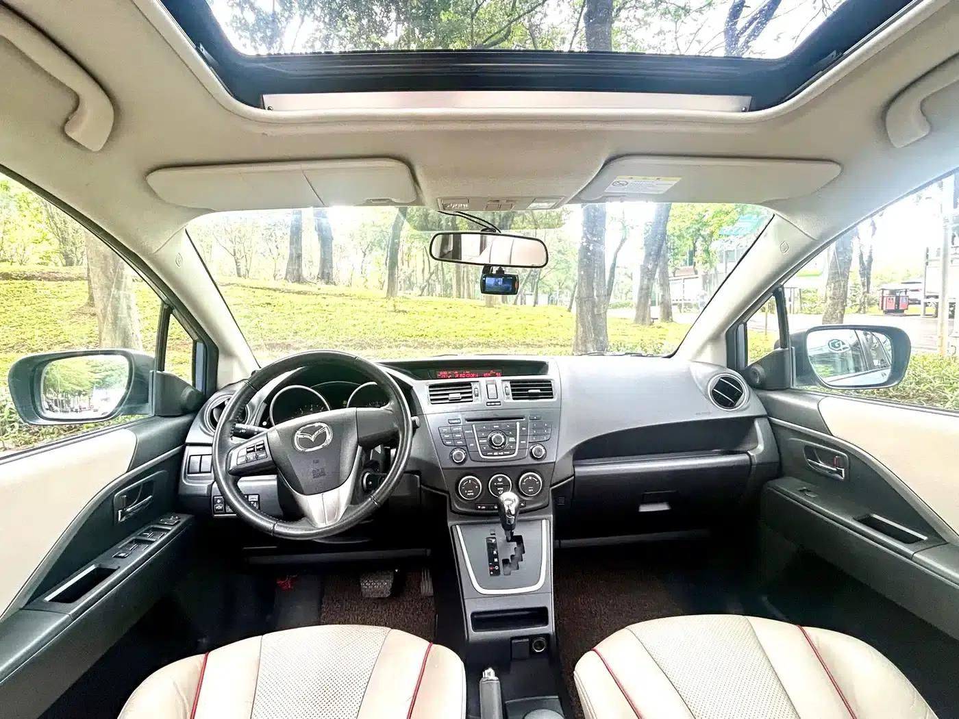 Mazda 5 2011 2.0L Automatic Luxury — миниатюра 16