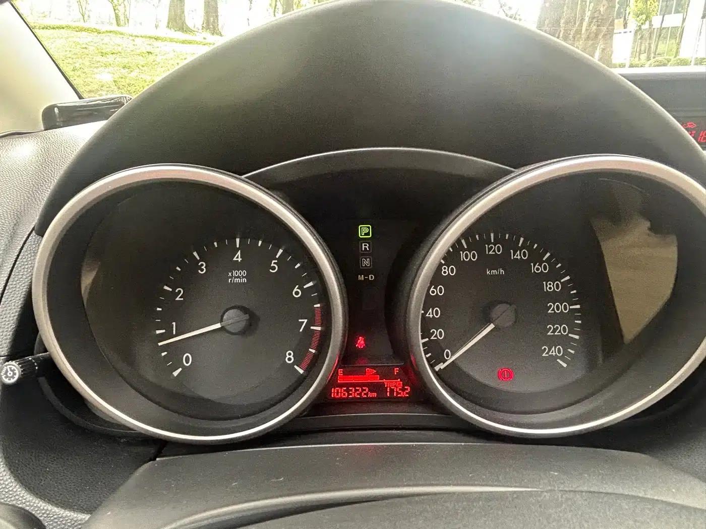Mazda 5 2011 2.0L Automatic Luxury — миниатюра 21