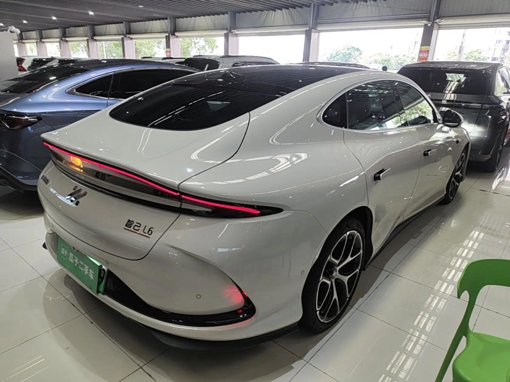 IM L6 2025 Ultra Model — миниатюра 6