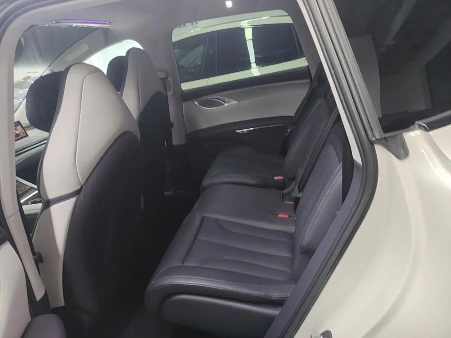 IM LS7 2023 90 kWh Elite Rear-Drive Version — миниатюра 20