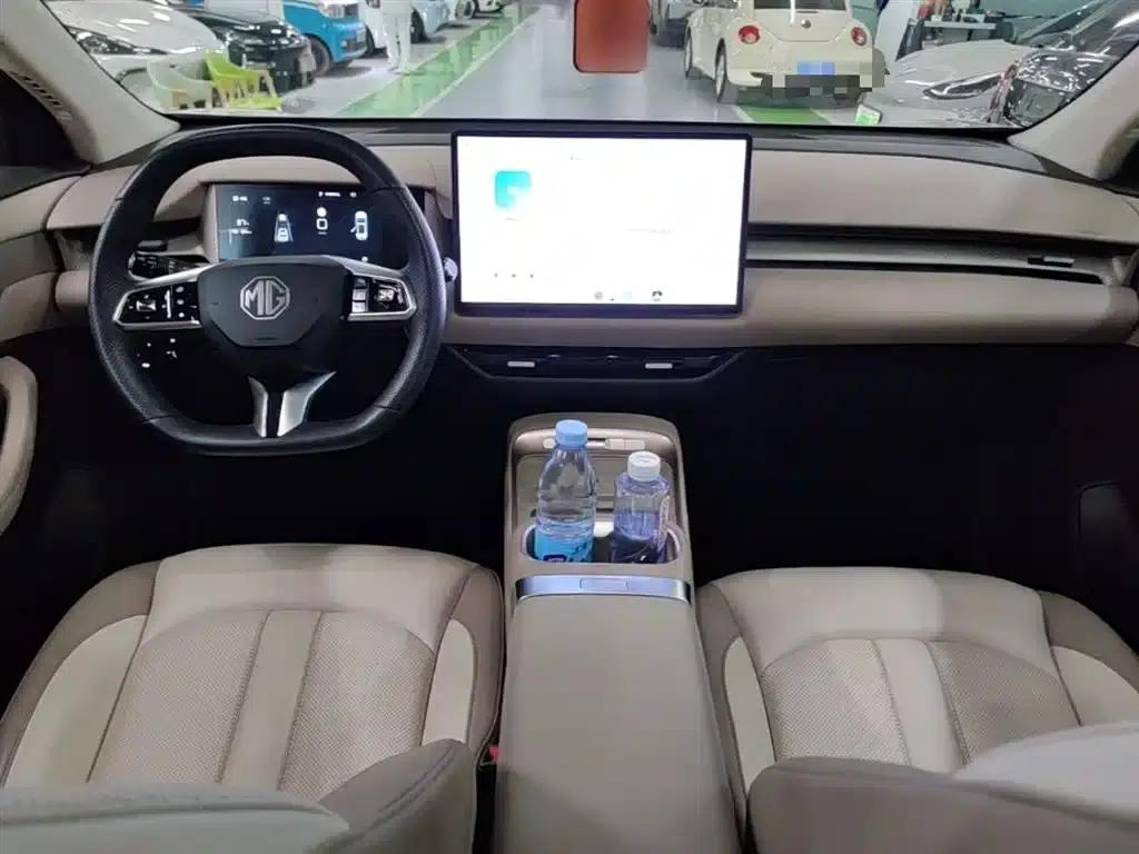 MG ES5 2025 525max Rear-Wheel Drive Intelligent Driving Edition — миниатюра 10