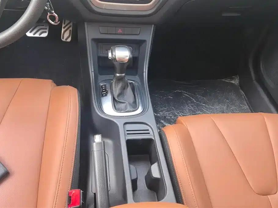 2016 Ford GT 1.5T Automatic Value Luxury Edition — миниатюра 16