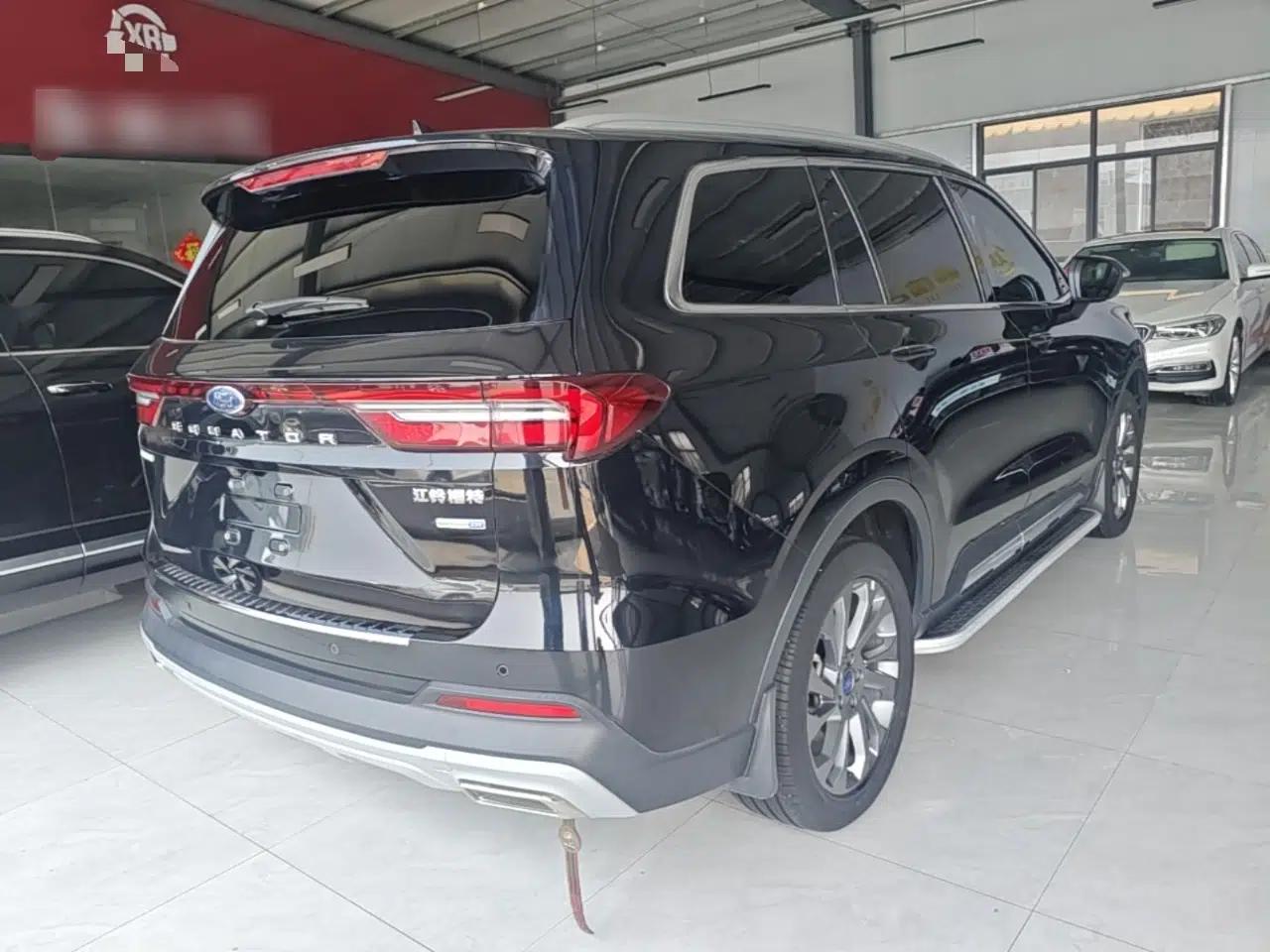 Ford Equator 2021 EcoBoost 225 Premier 7-Seater (2/2/3) — миниатюра 6