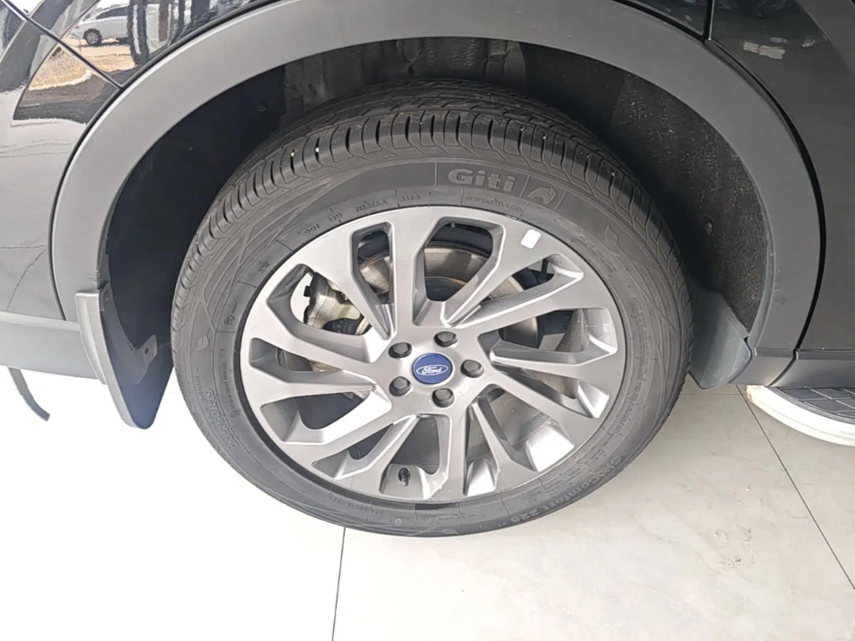 Ford Equator 2021 EcoBoost 225 Premier 7-Seater (2/2/3) — миниатюра 10