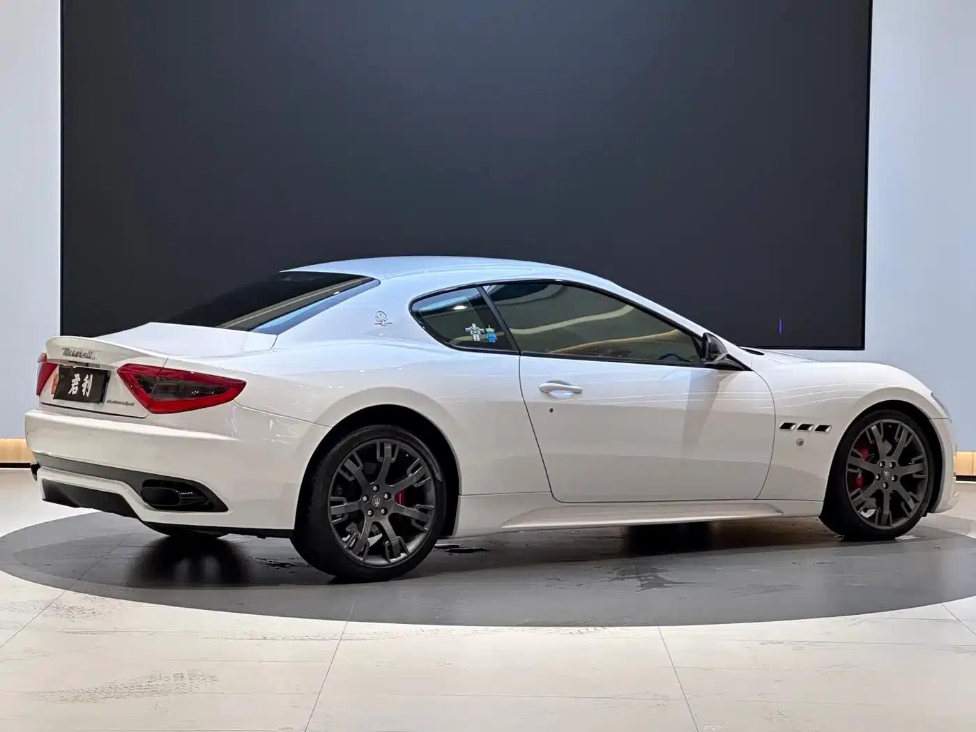GranTurismo 2009 4.7L Sport Automatic — миниатюра 5