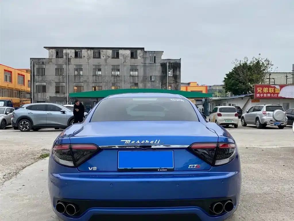2013 GranTurismo 4.2L Standard Edition — миниатюра 3