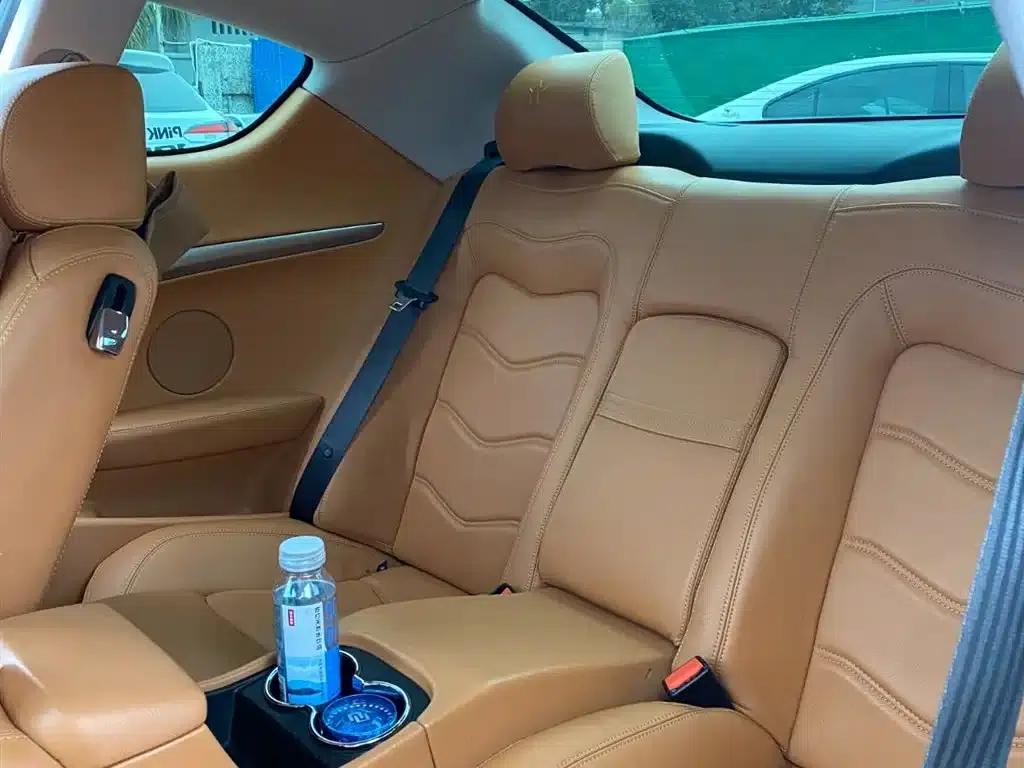 2013 GranTurismo 4.2L Standard Edition — миниатюра 5