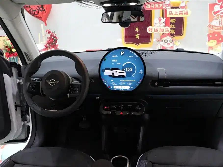 2025 Electric MINI Cooper (Facelift) - 466km/h - Classic Style — миниатюра 10