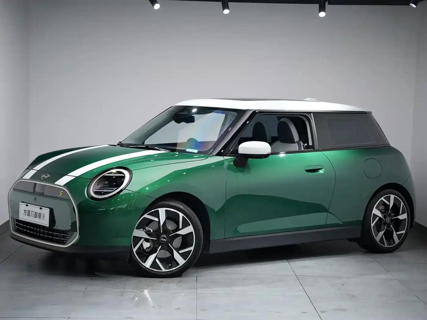 2025 Electric MINI Cooper, 463km/h, Cooper SE Artist — миниатюра 1