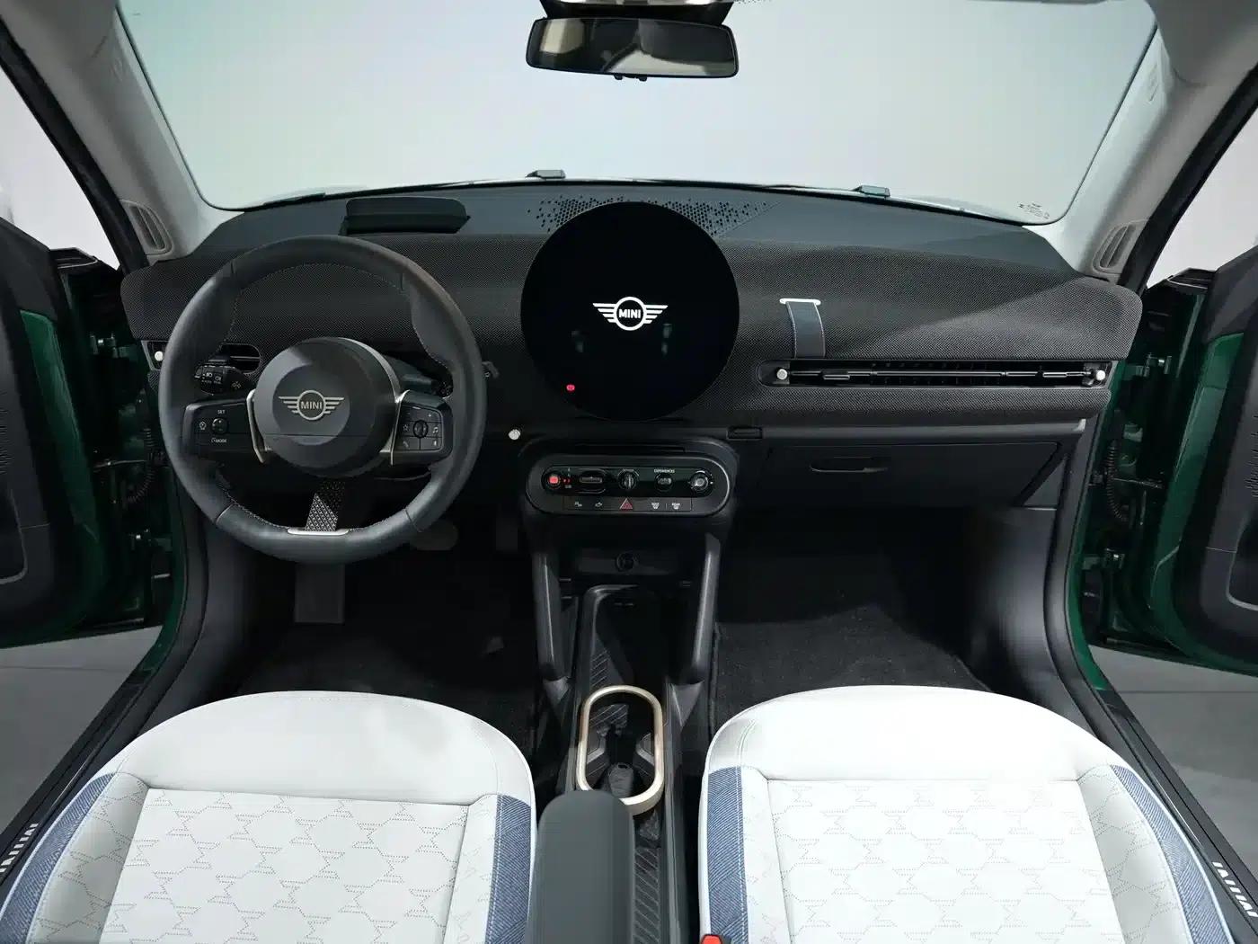 2025 Electric MINI Cooper, 463km/h, Cooper SE Artist — миниатюра 13