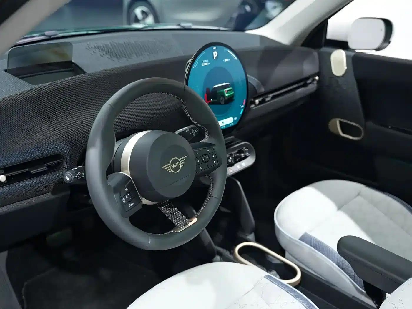 2025 Electric MINI Cooper, 463km/h, Cooper SE Artist — миниатюра 5