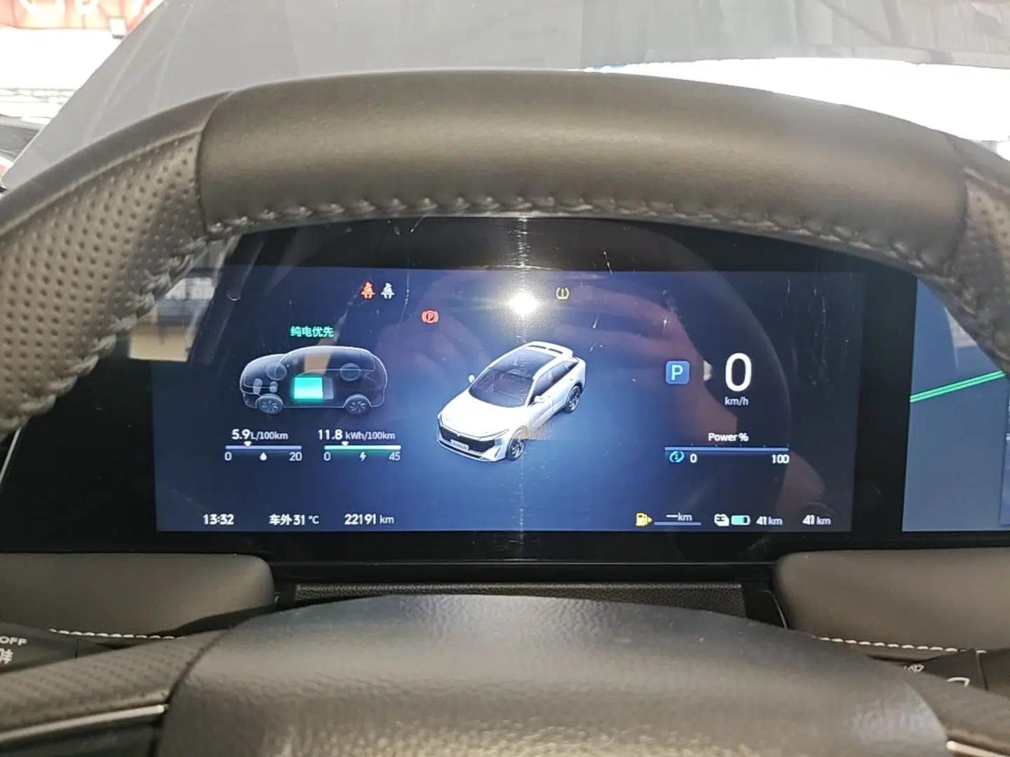 Venucia V DD-i 2023 60km iD Version — миниатюра 15