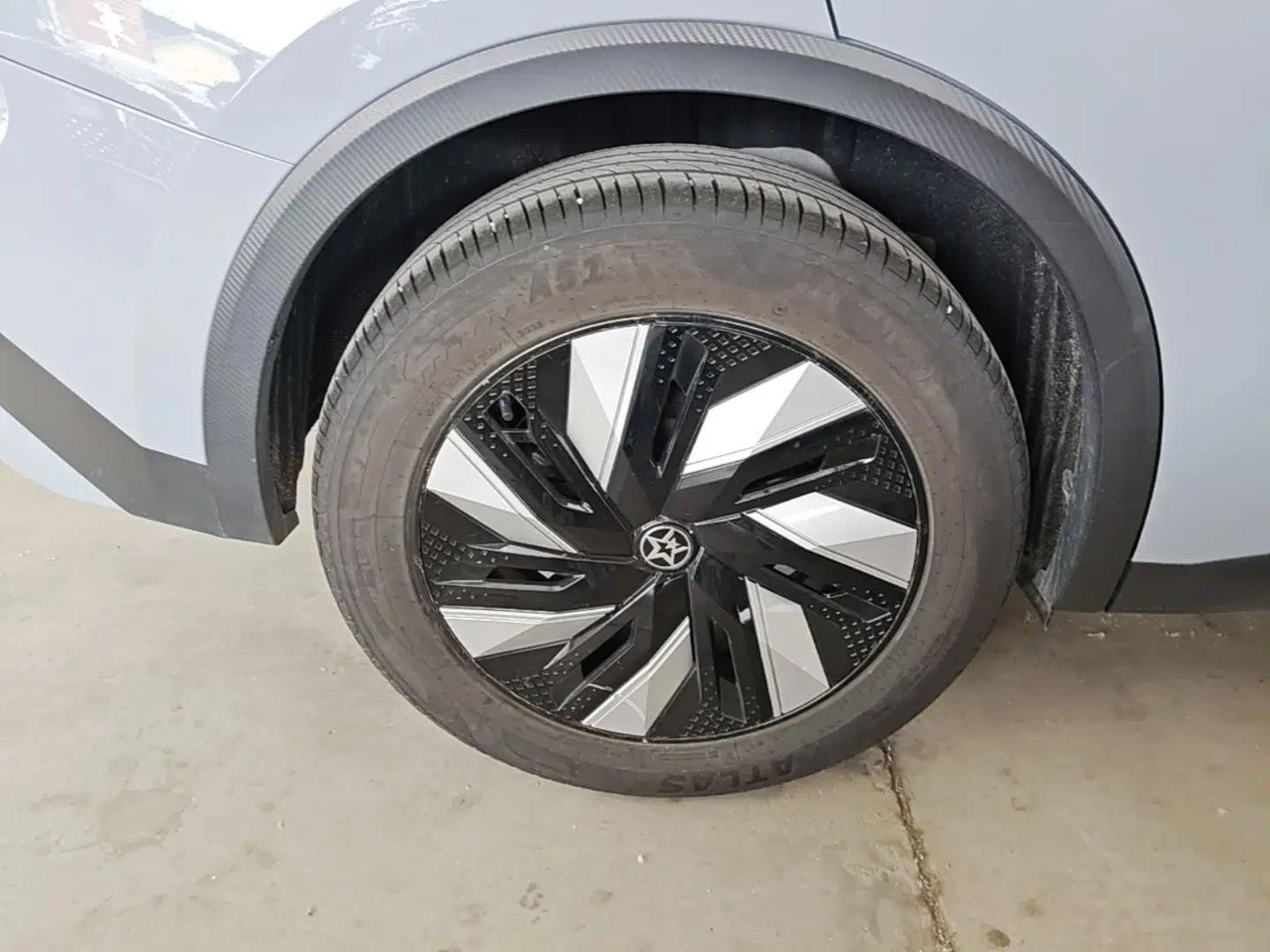 Venucia V DD-i 2023 60km iD Version — миниатюра 10