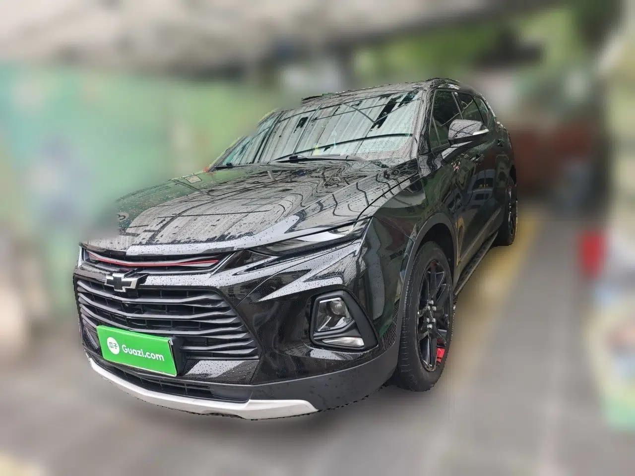 Chevrolet Blazer 2022 Mild Hybrid 650T Redline 7-Seater Thunder Edition — миниатюра 1