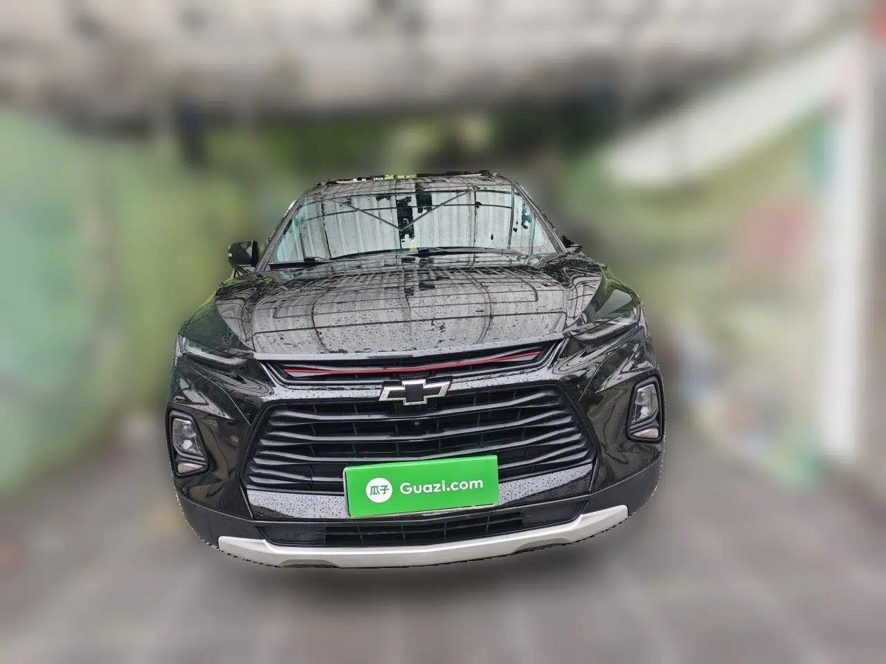 Chevrolet Blazer 2022 Mild Hybrid 650T Redline 7-Seater Thunder Edition — миниатюра 2