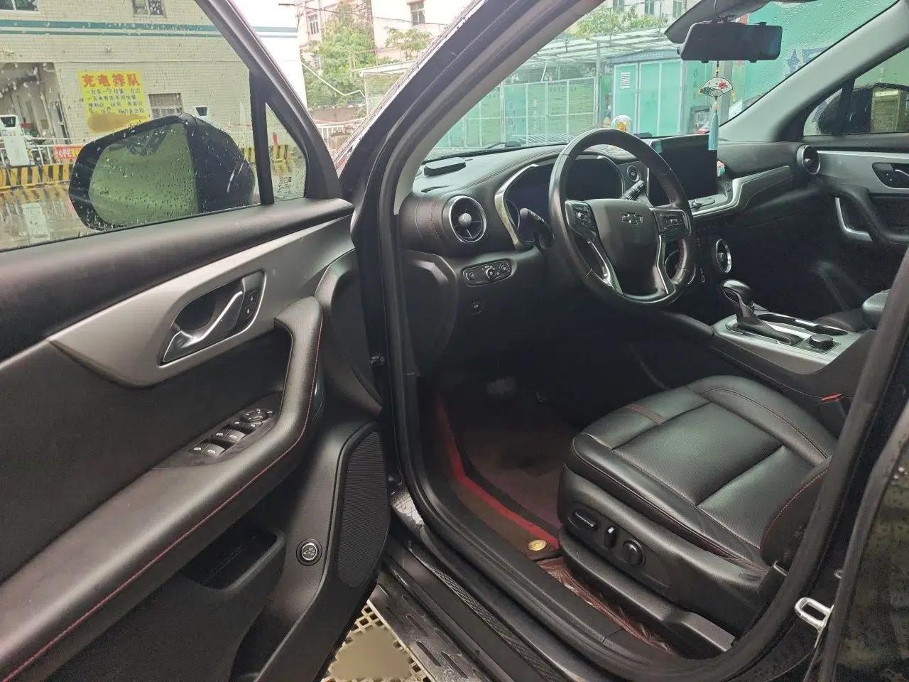 Chevrolet Blazer 2022 Mild Hybrid 650T Redline 7-Seater Thunder Edition — миниатюра 19