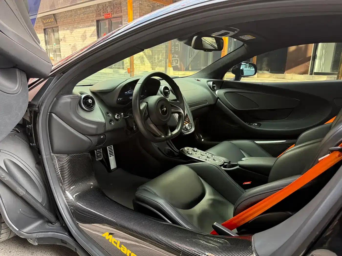 McLaren GT 2022 4.0T Standard Edition — миниатюра 5