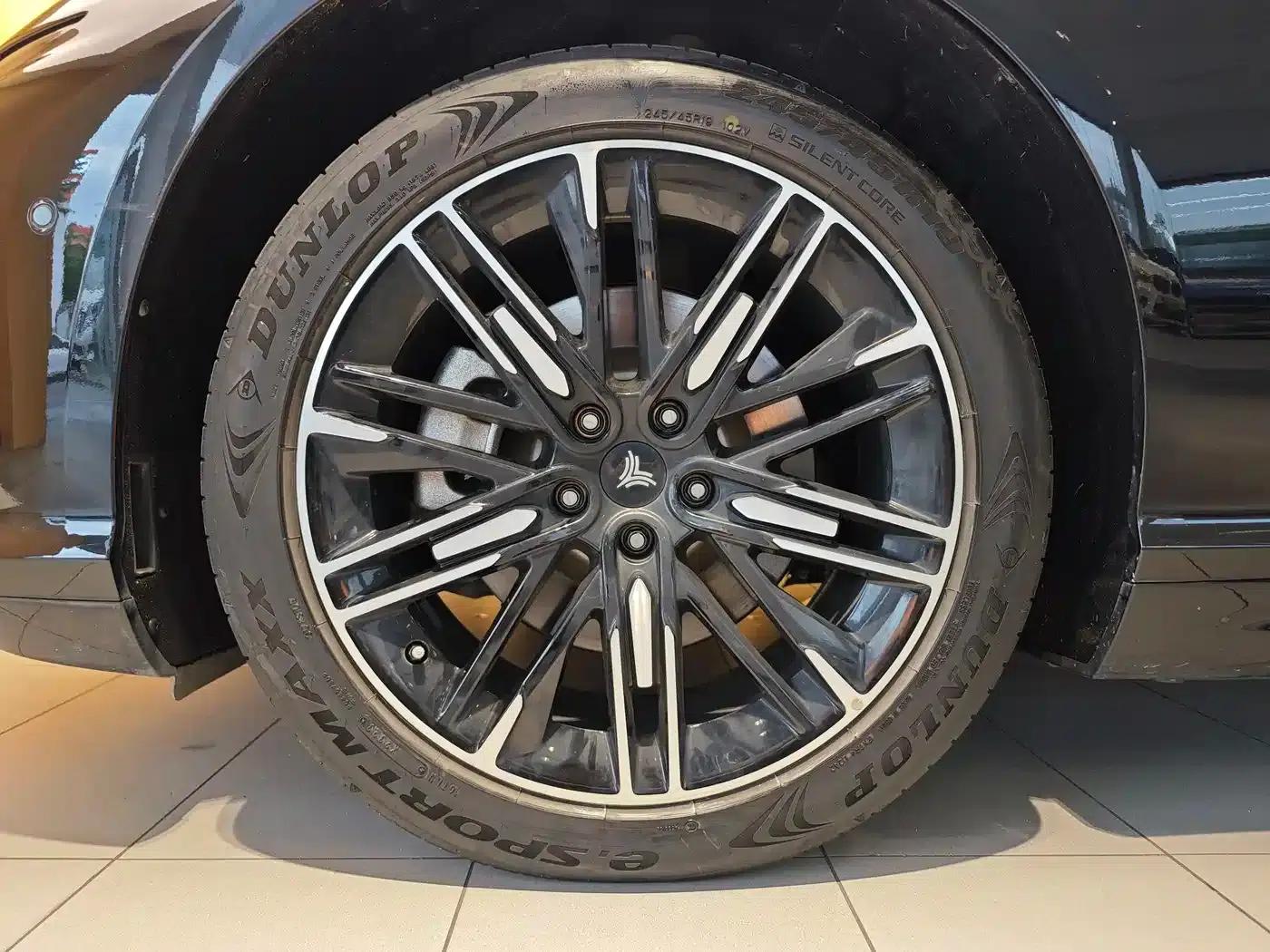 Nezha S 2024 Range Extended 1060 Edition — миниатюра 5