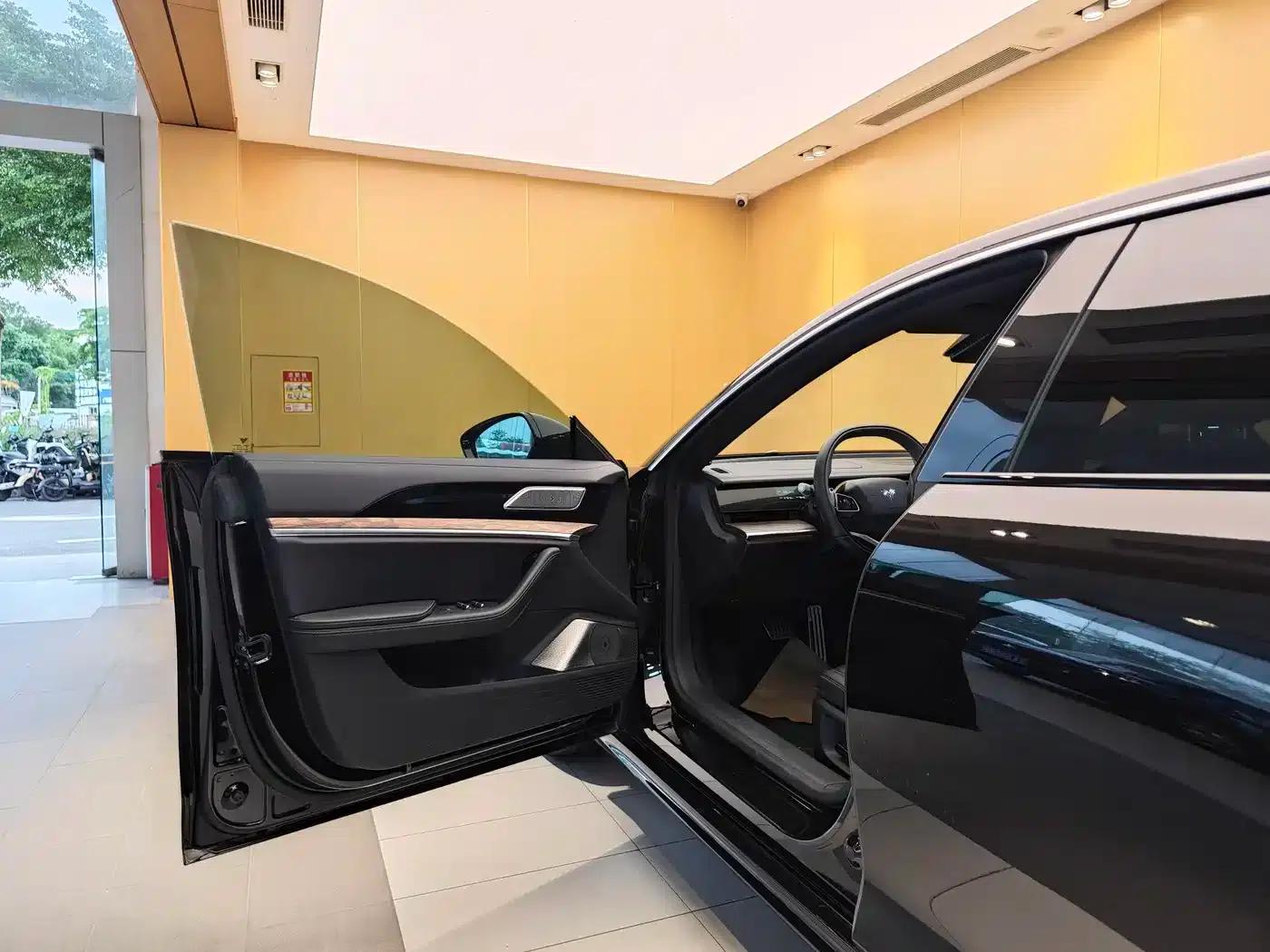 Nezha S 2024 Range Extended 1060 Edition — миниатюра 7