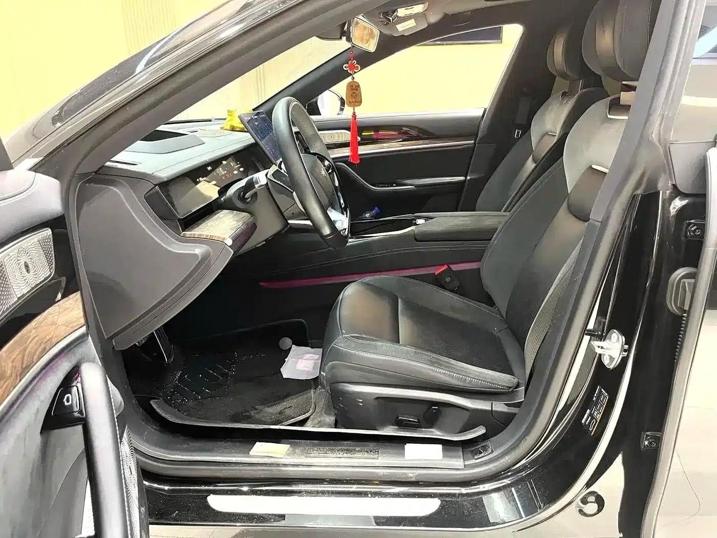 Nezha S 2022 Range Extended Version 1160km Rear-Wheel Drive Large Version — миниатюра 2