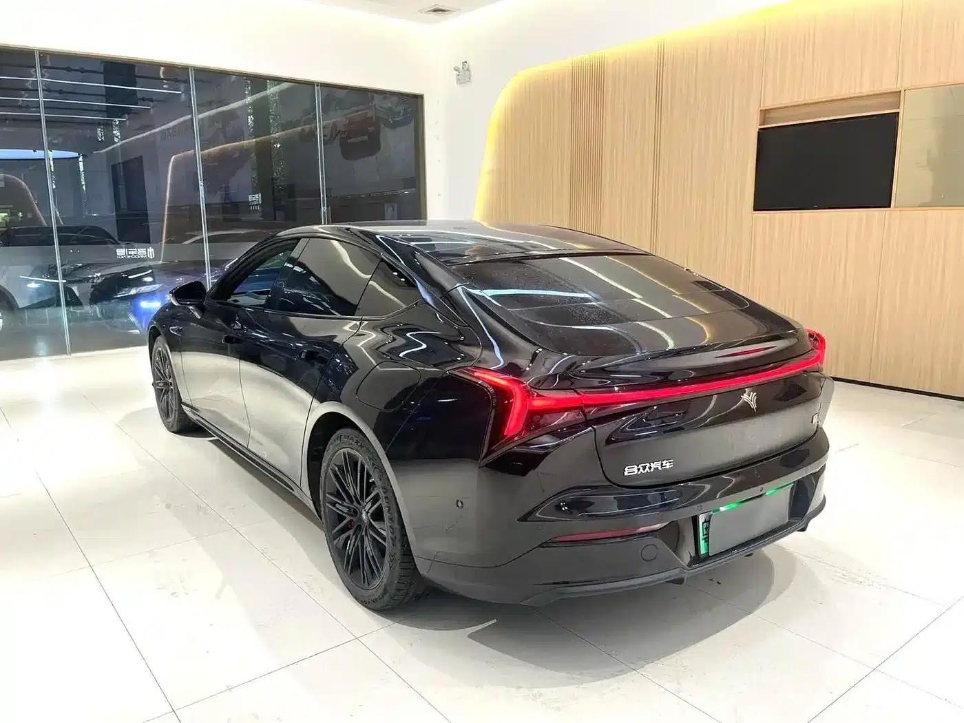 Nezha S 2022 Range Extended Version 1160km Rear-Wheel Drive Large Version — миниатюра 9