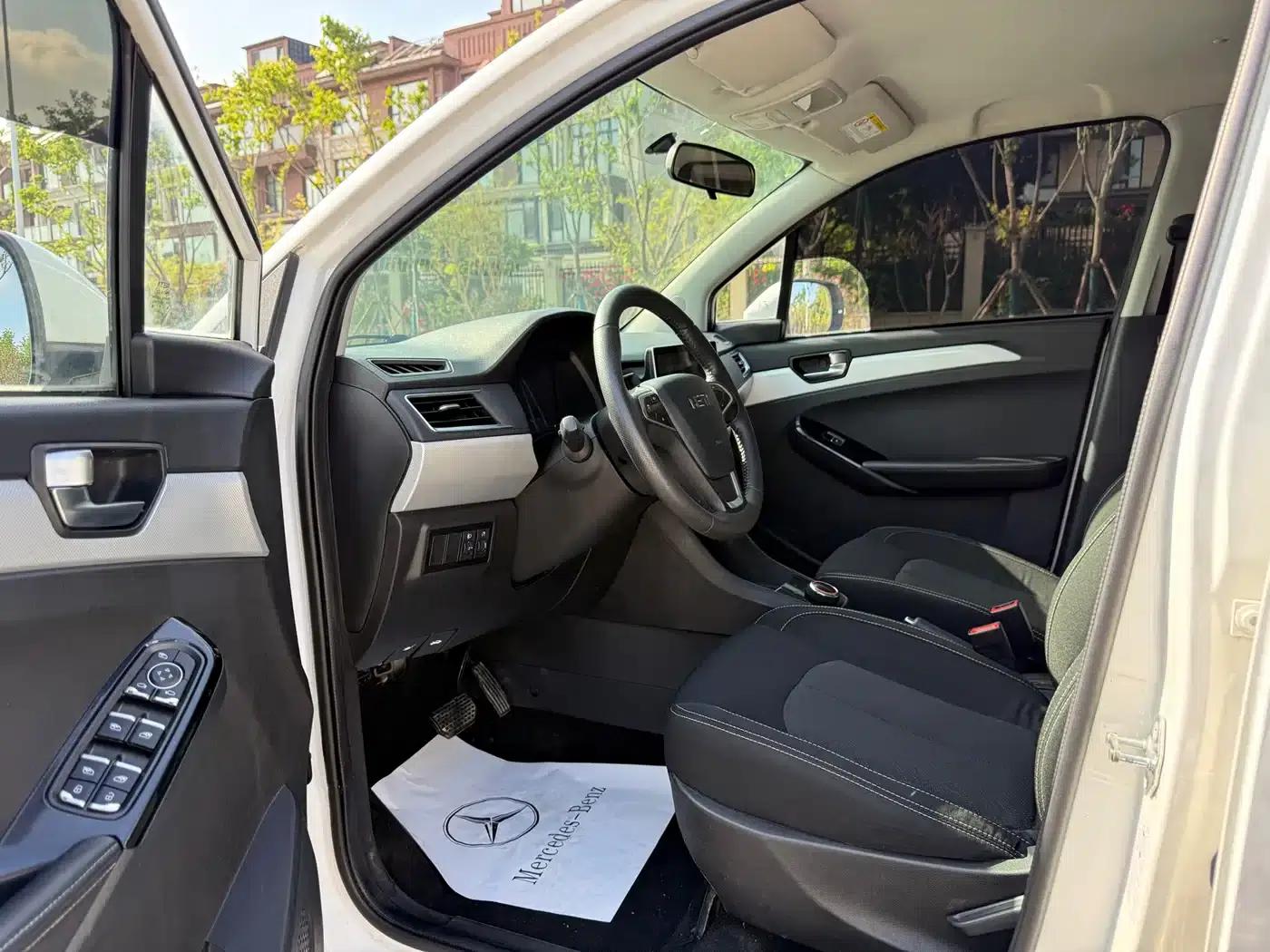 Nezha N01 2019 Model 380e — миниатюра 7