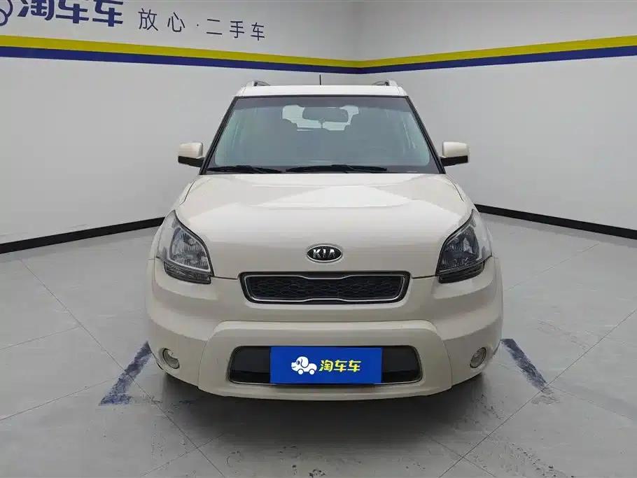 2013 Volkswagen Soul 1.6L AT GL — миниатюра 2