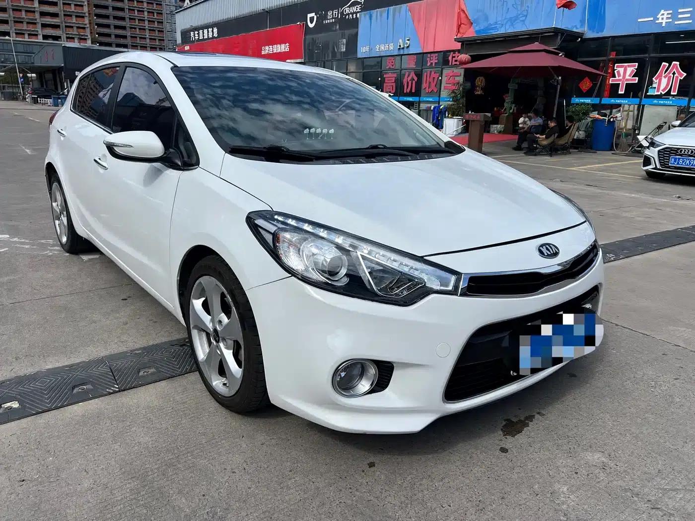 Kia K3S 2014 1.6L Automatic Premium — миниатюра 3