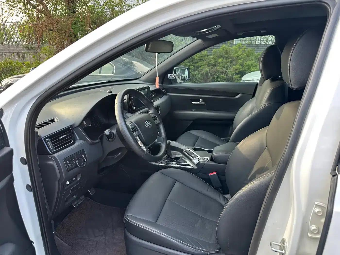 Kia KX7 2017 2.0T Automatic 4WD LUX 7-Seater — миниатюра 3