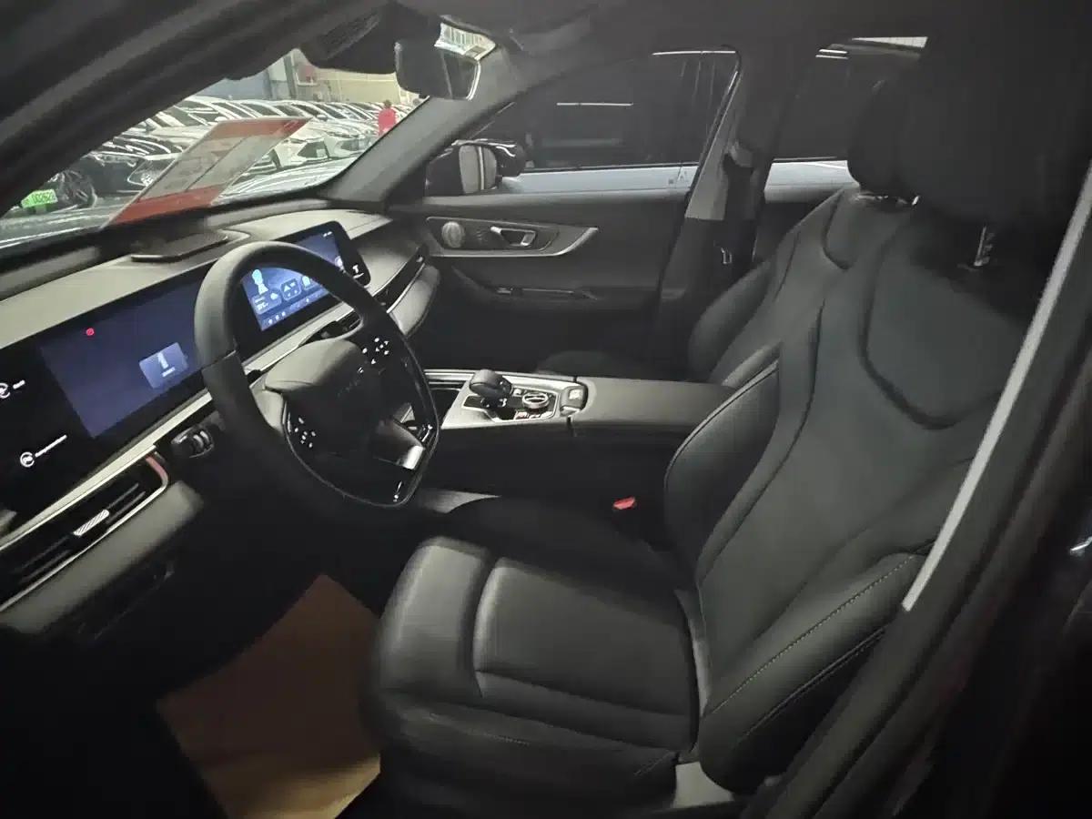 Chery Tiggo 8 PRO PHEV 2023 Champion Edition 1.5T 100km Glory Edition — миниатюра 9