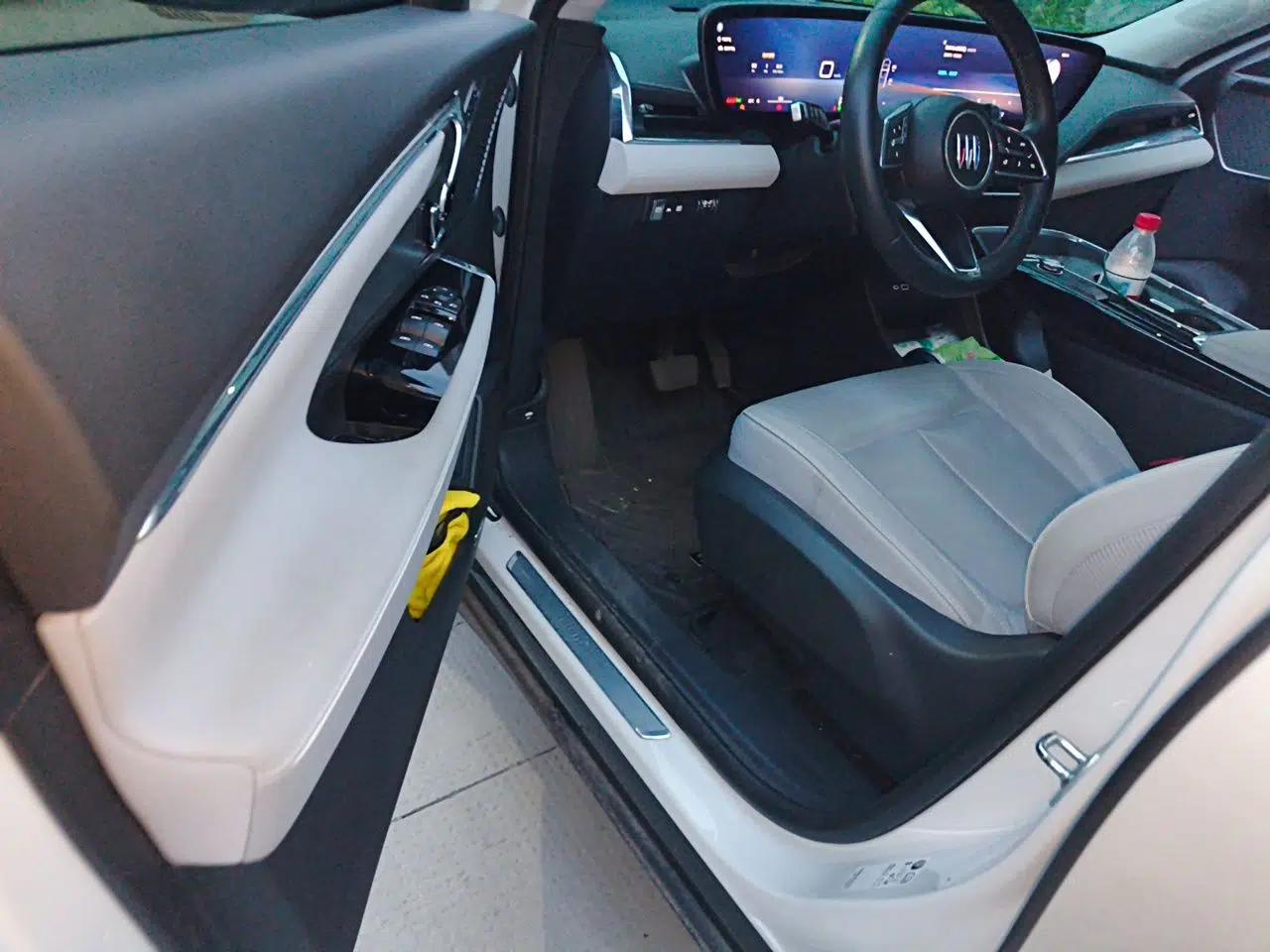 Buick E5 2023 Zhenxiang Standard Range Edition — миниатюра 19