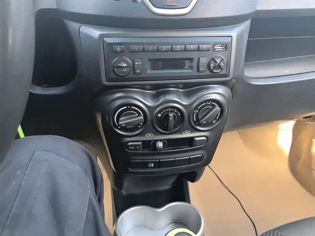 Chery QQ 2013 1.0L Manual Vitality Edition — миниатюра 13