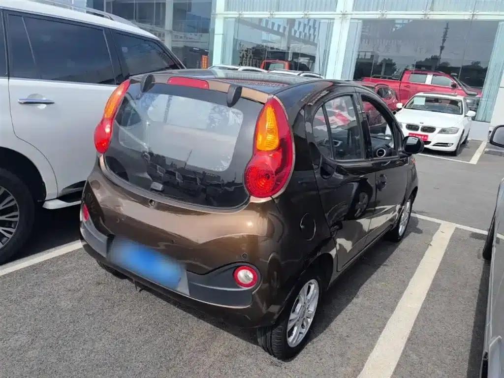 Chery QQ 2013 1.0L Manual Vitality Edition — миниатюра 7