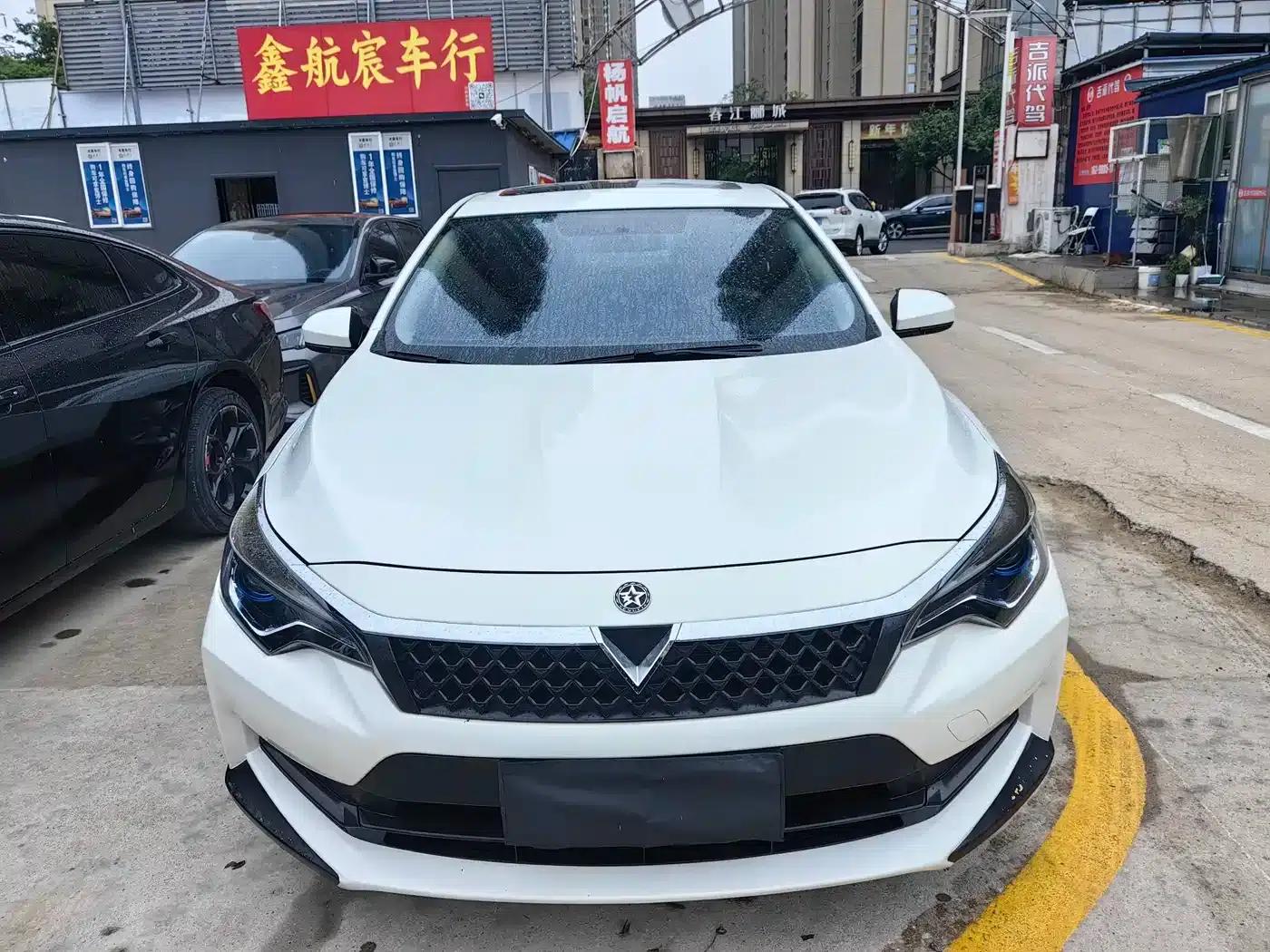Venucia D60 2021 PLUS 1.6L XL CVT Elite Edition — миниатюра 2