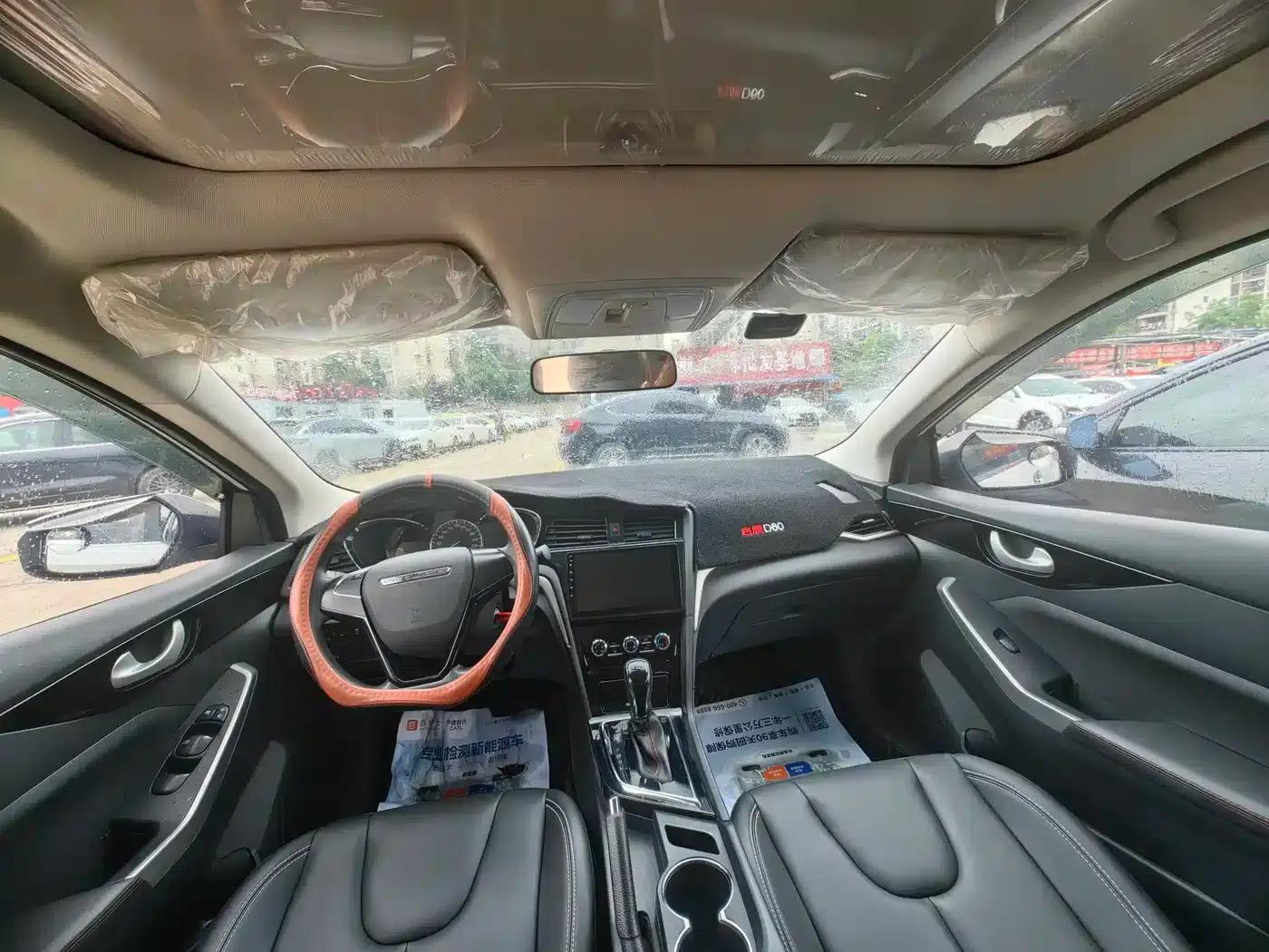 Venucia D60 2021 PLUS 1.6L XL CVT Elite Edition — миниатюра 9