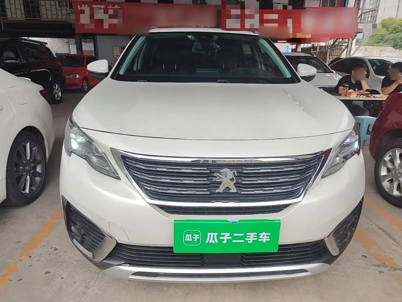 Peugeot 5008 2017 380THP 5-Seater Elite Edition — миниатюра 2
