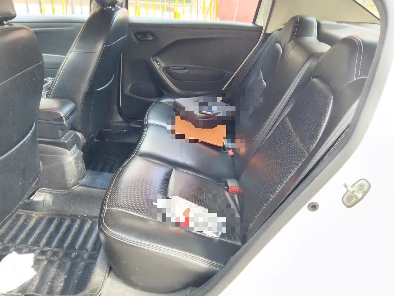 Peugeot 301 2014 1.6L Manual Comfort Edition CNG — миниатюра 18