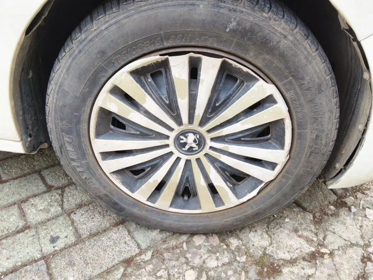 Peugeot 301 2014 1.6L Manual Comfort Edition CNG — миниатюра 8