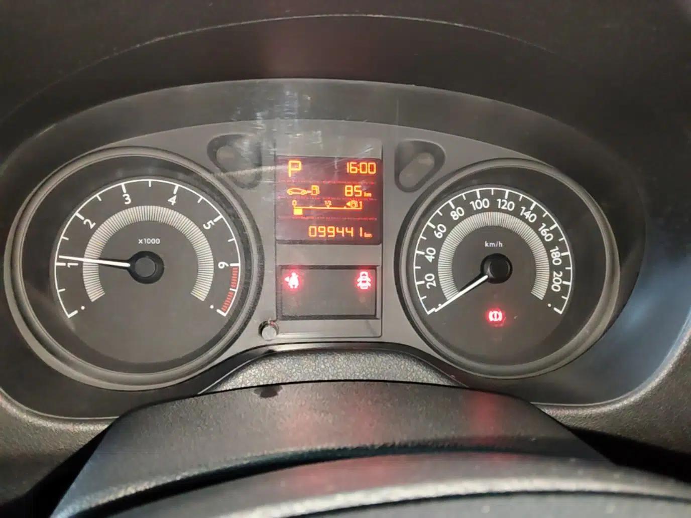 Peugeot 301 2014 1.6L Automatic Comfort Edition — миниатюра 15