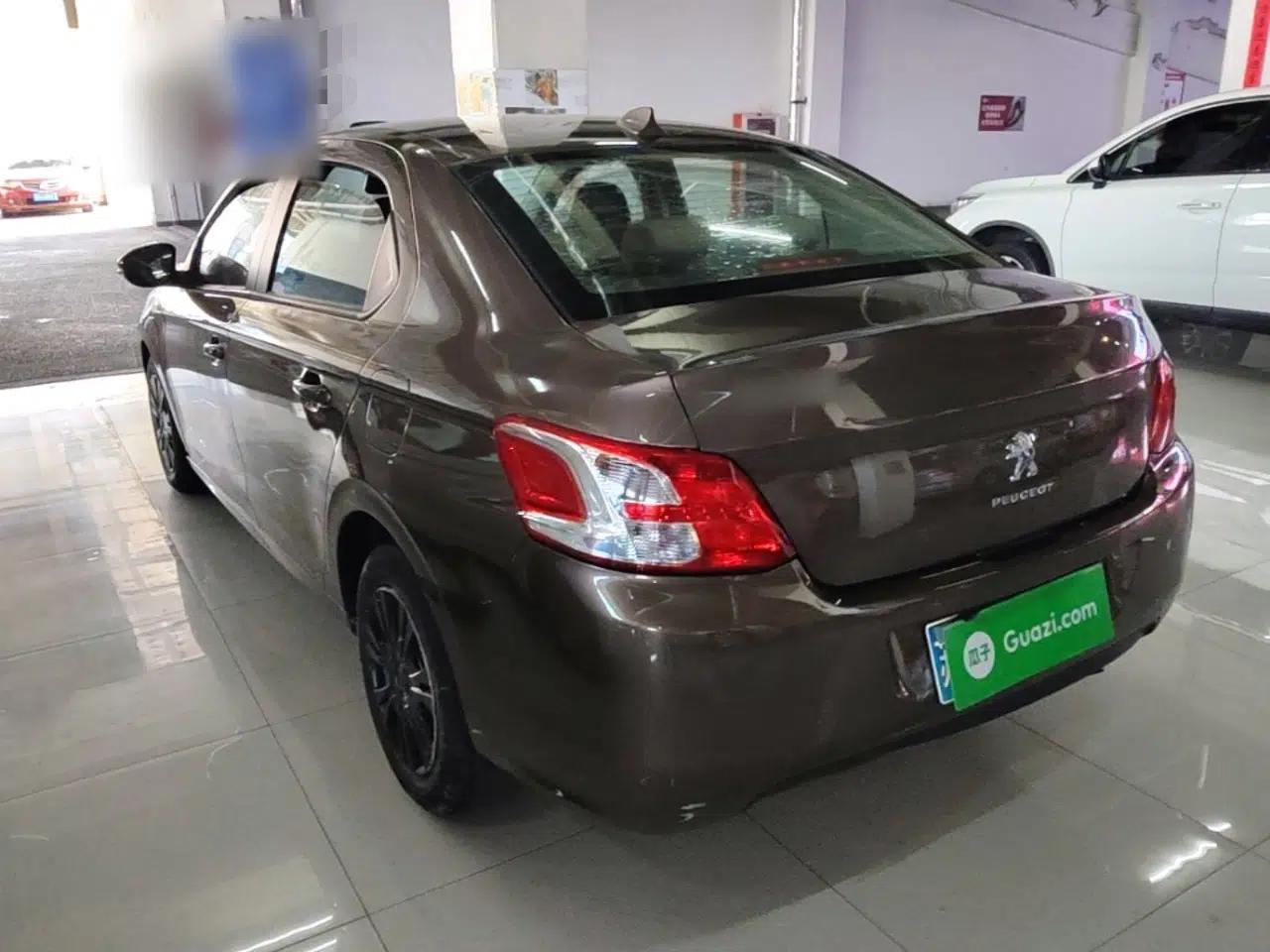 Peugeot 301 2014 1.6L Automatic Comfort Edition — миниатюра 4
