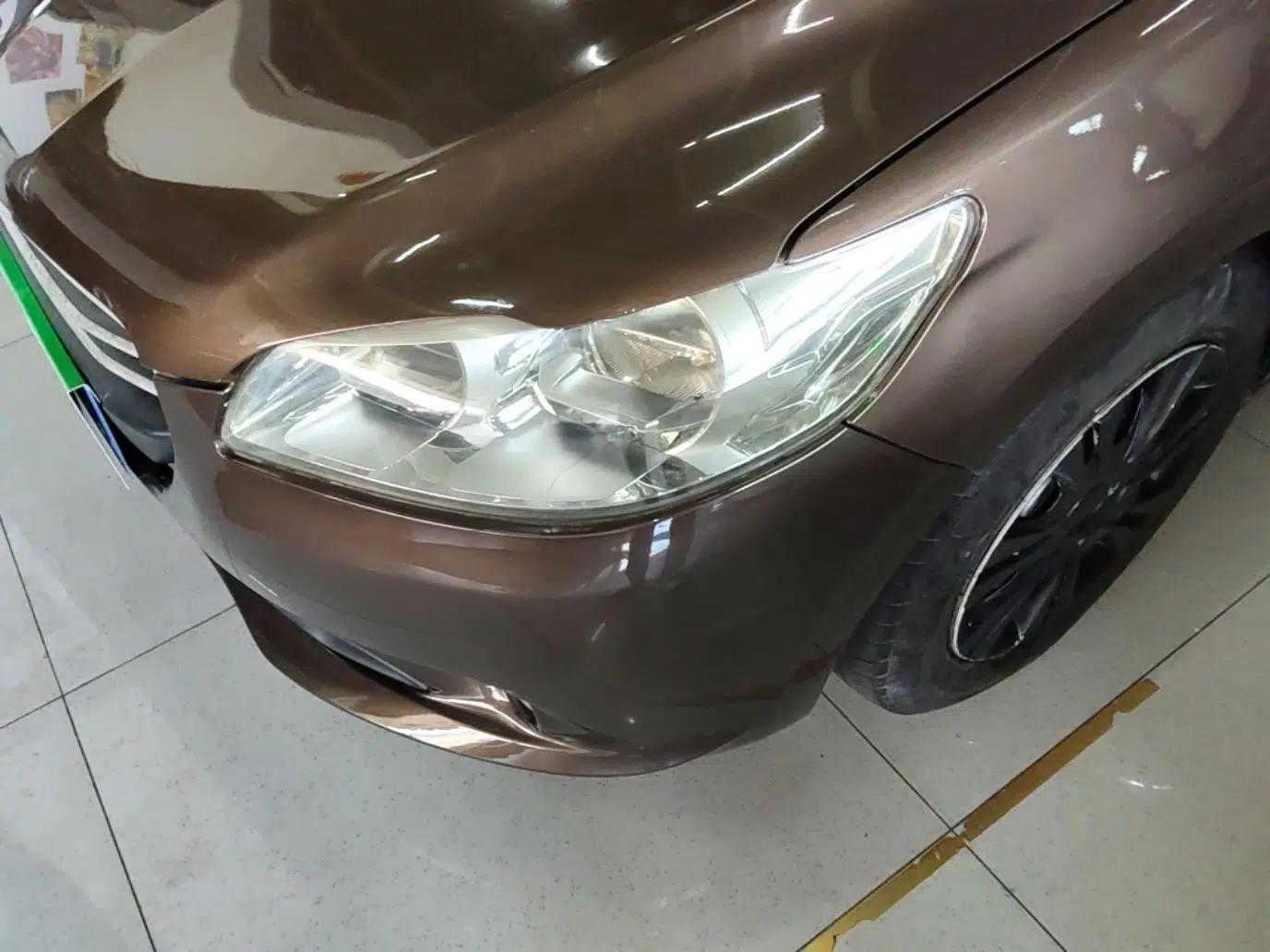 Peugeot 301 2014 1.6L Automatic Comfort Edition — миниатюра 9